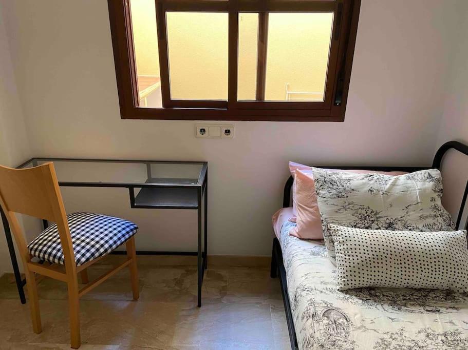 Atico Santa Lucia Terraza Y Parking Gratuitos Apartment Alcala de Guadaira Ngoại thất bức ảnh