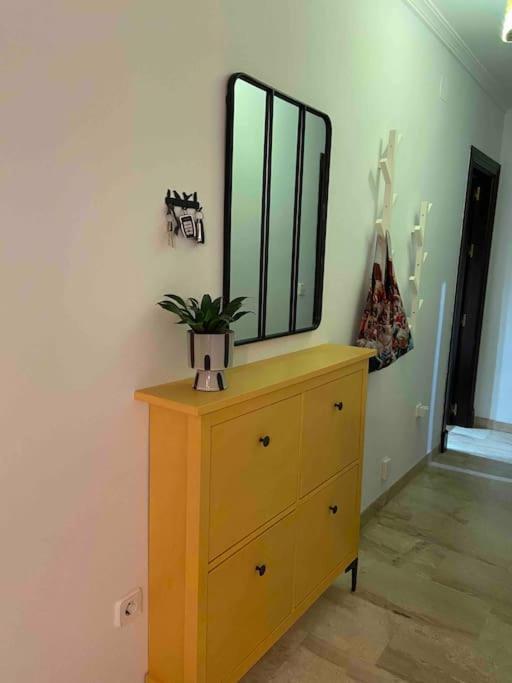 Atico Santa Lucia Terraza Y Parking Gratuitos Apartment Alcala de Guadaira Ngoại thất bức ảnh